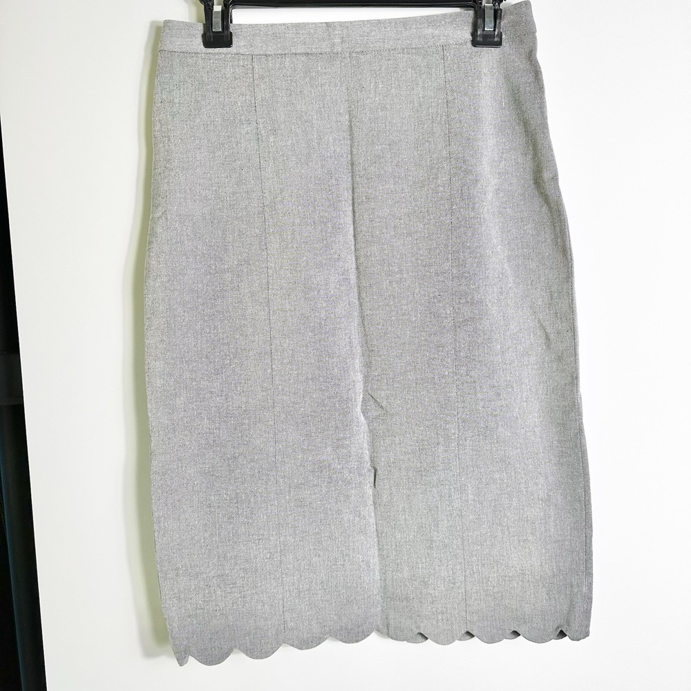 Banana Republic‎ Scallop Hem Pencil Skirt Gray Womens Size 2 Stretch Back Slit